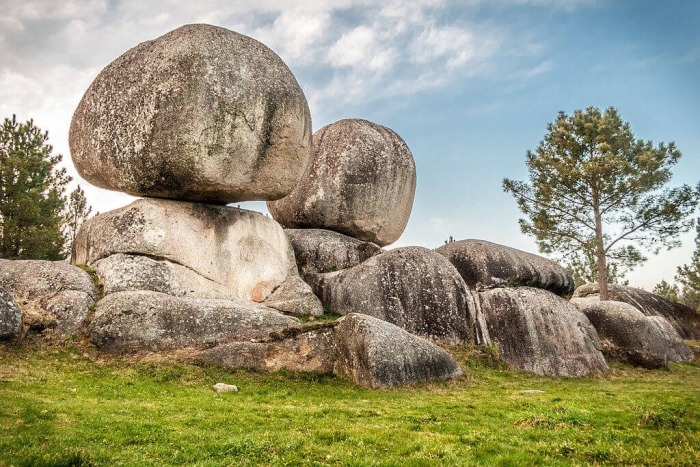 As penas de Rodas (Las piedras de Rodas)